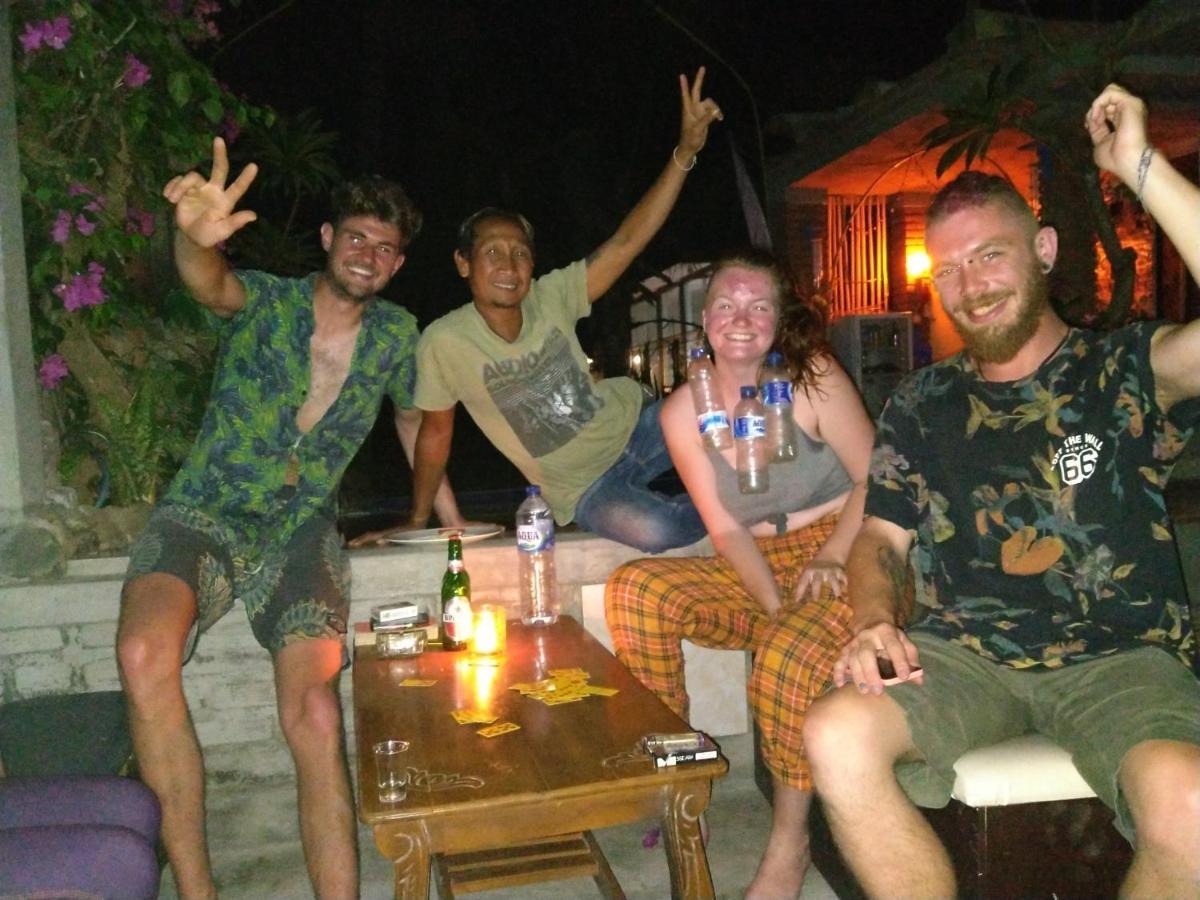 Apollo Hostel Lovina Екстериор снимка